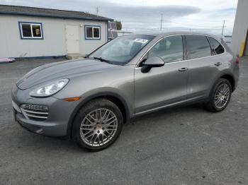  Salvage Porsche Cayenne