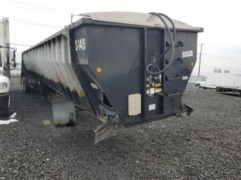  Salvage Auli Trailer