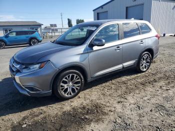 Salvage Mitsubishi Outlander