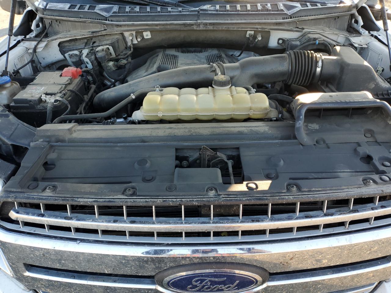 Ford F-150 Supercrew Image 9