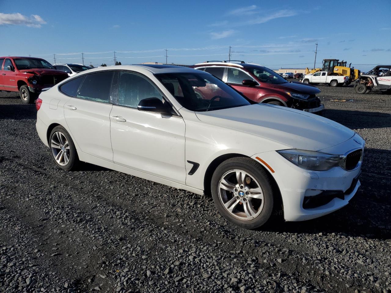 BMW 3 Series Xigt Image 6