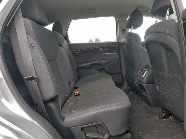 Kia Sorento Lx Image 10