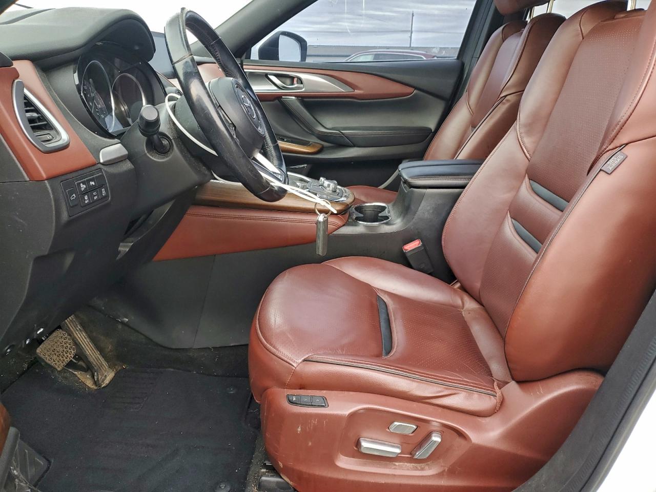 Mazda Cx Signature Image 8