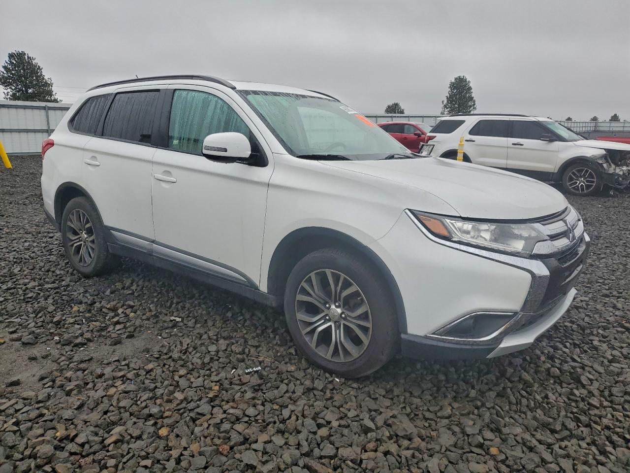 Mitsubishi Outlander Se Image 6