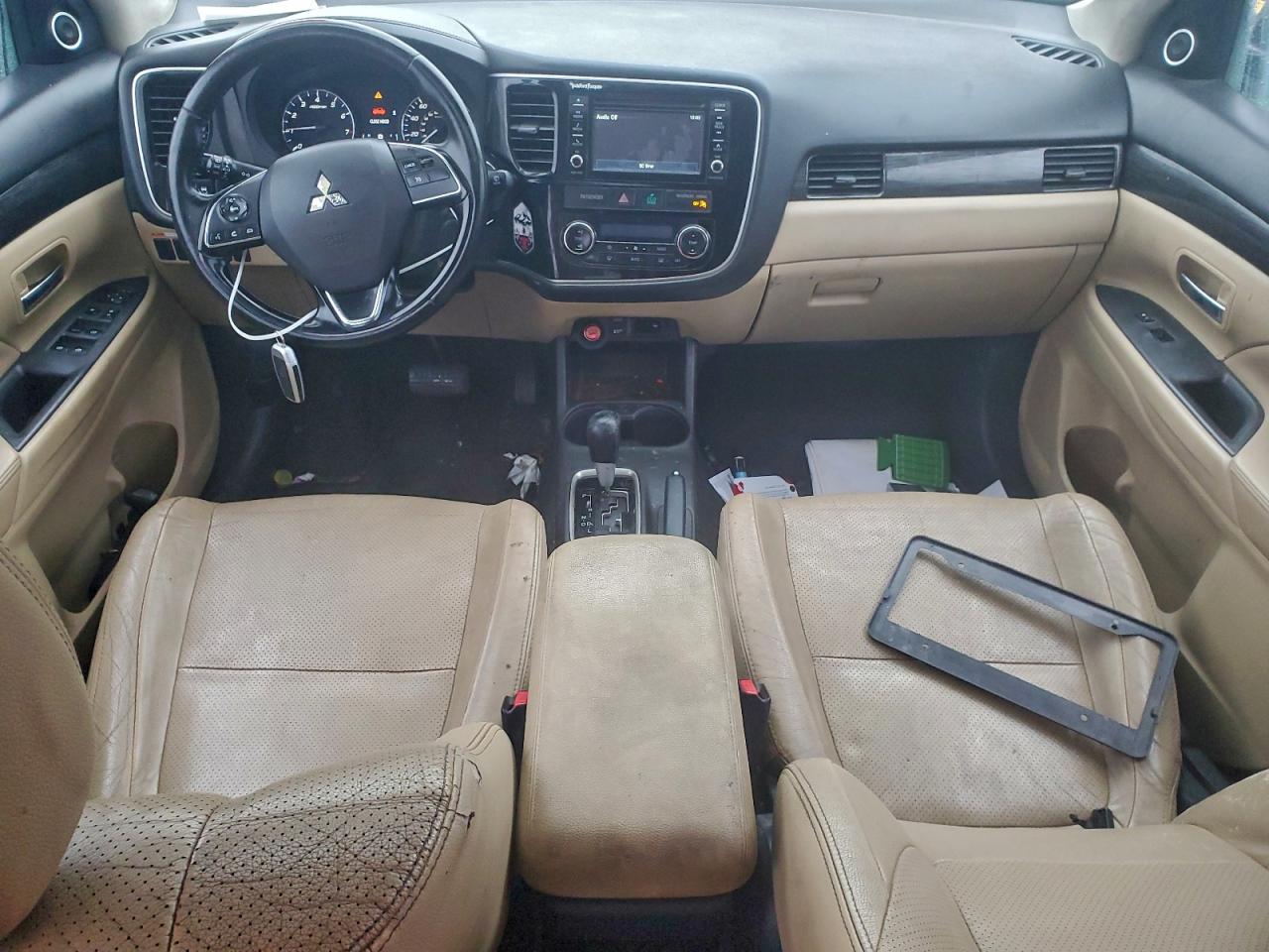 Mitsubishi Outlander Se Image 7