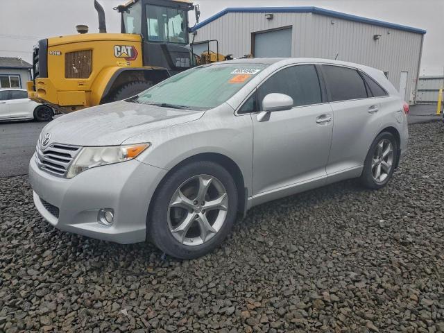  Salvage Toyota Venza