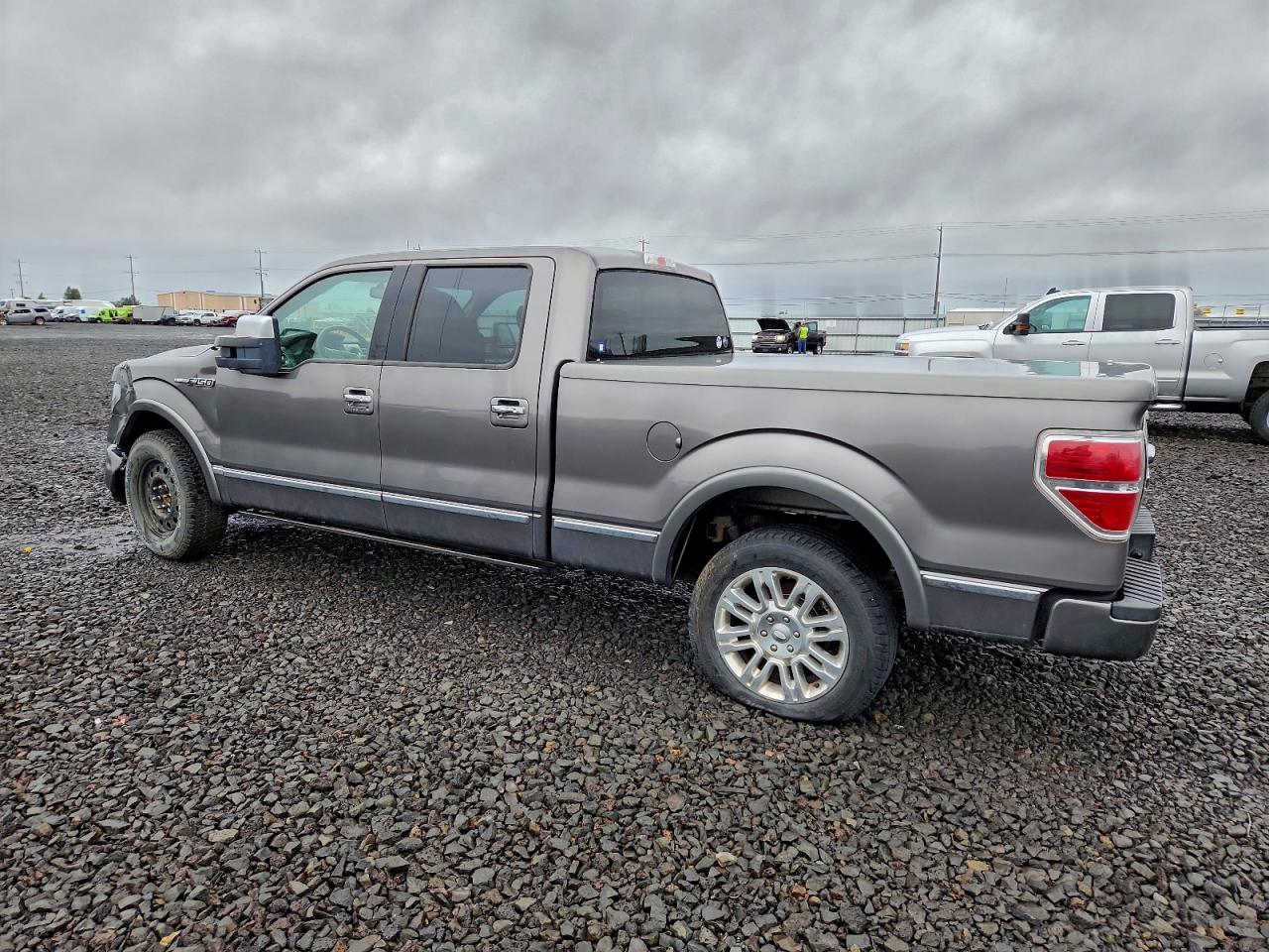 Ford F-150 Supercrew Image 8