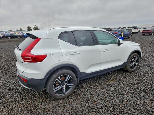 Volvo Xc40 Core Core Image 13