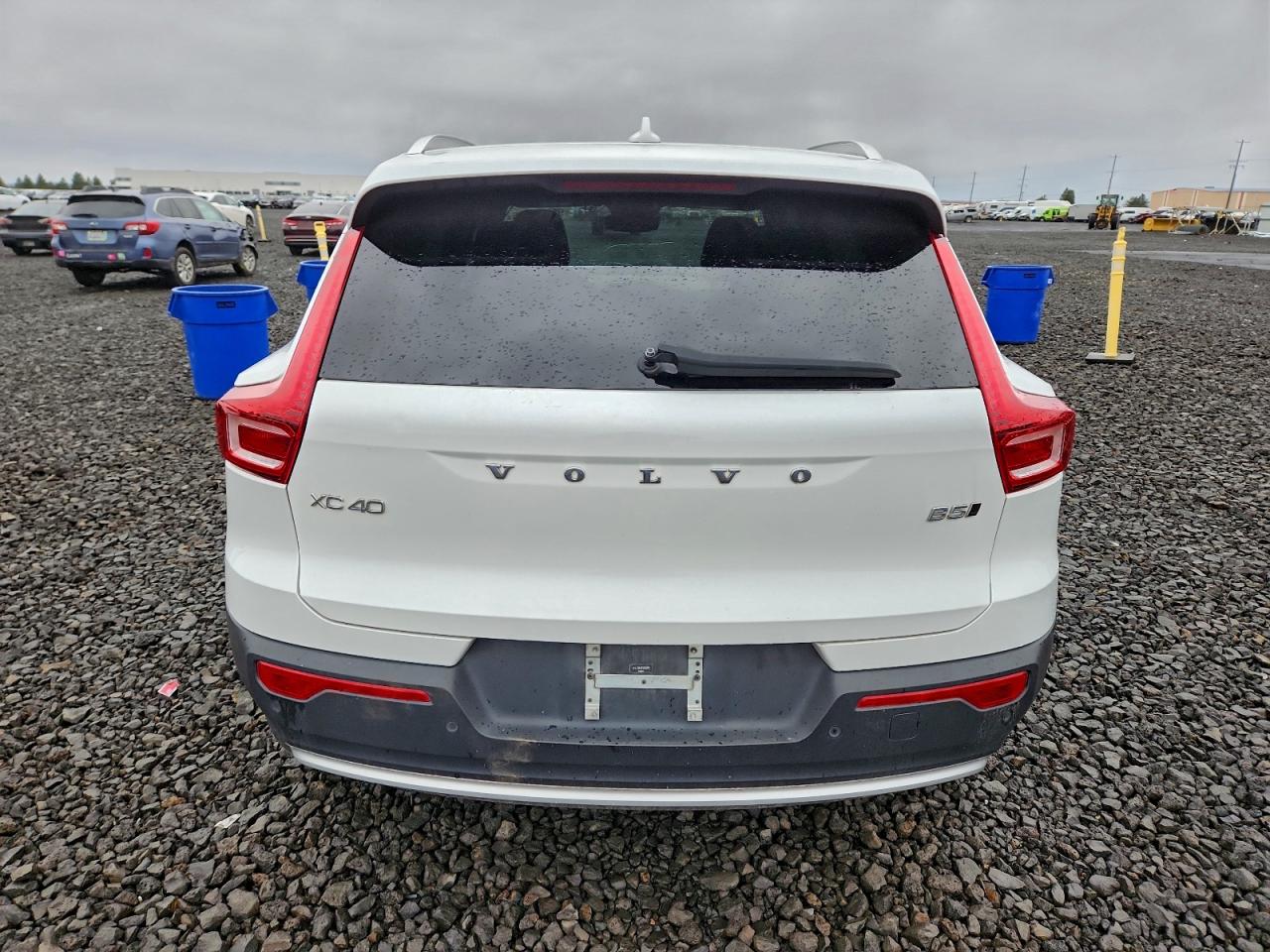 Volvo Xc40 Core Core Image 11