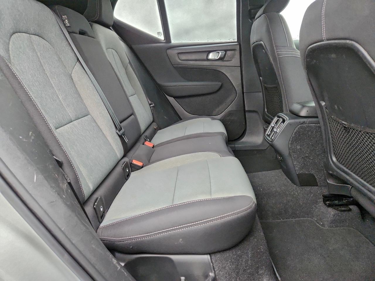 Volvo Xc40 Core Core Image 10