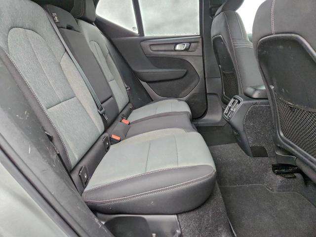 Volvo Xc40 Core Core Image 10