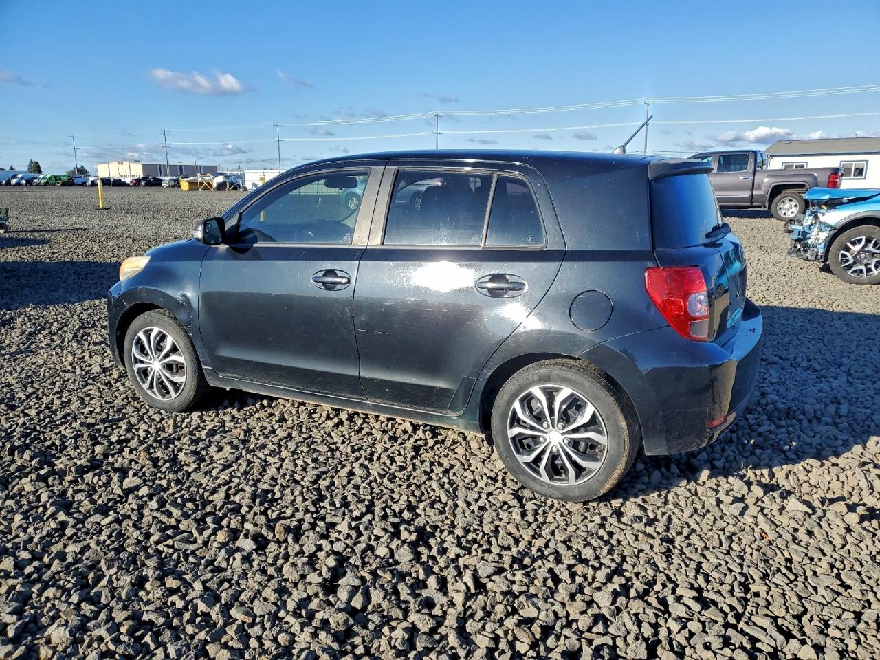 Toyota Scion Image 8