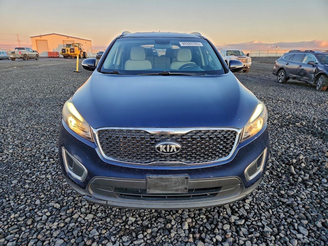 Kia Sorento Lx Image 4