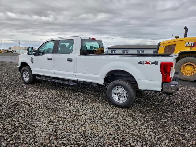 Ford F-350 Super Duty Image 2