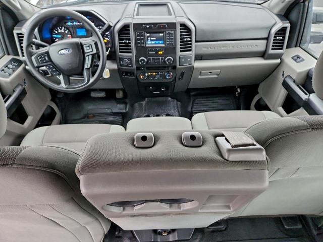 Ford F-350 Super Duty Image 11