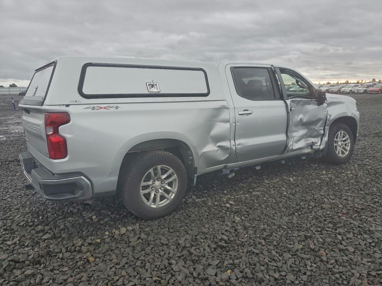 Chevrolet Silverado K1500 Lt Image 3