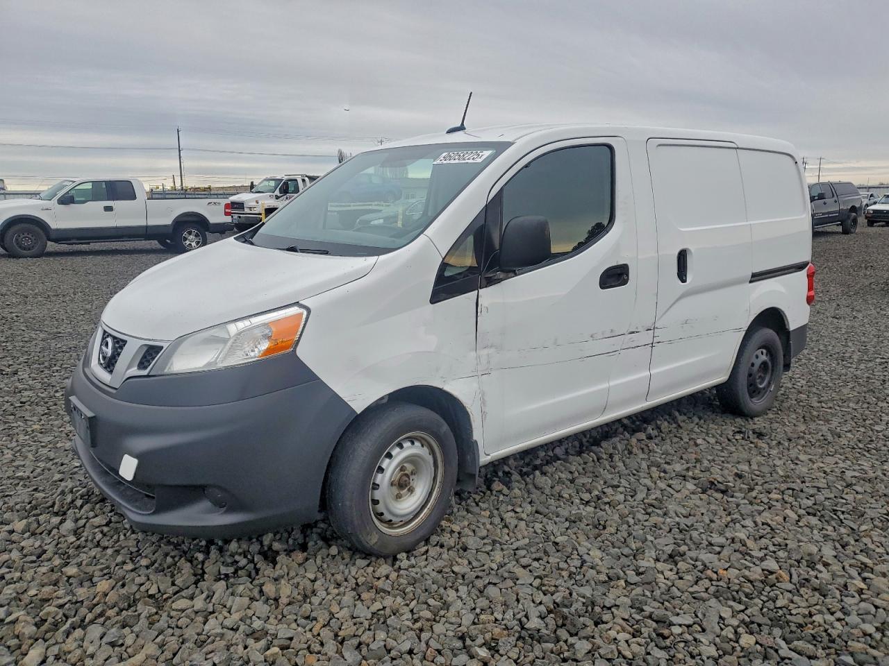 Nissan Nv 2.5s Image 1
