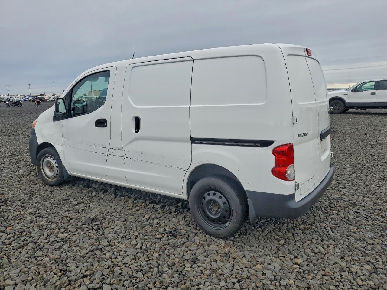 Nissan Nv 2.5s Image 2