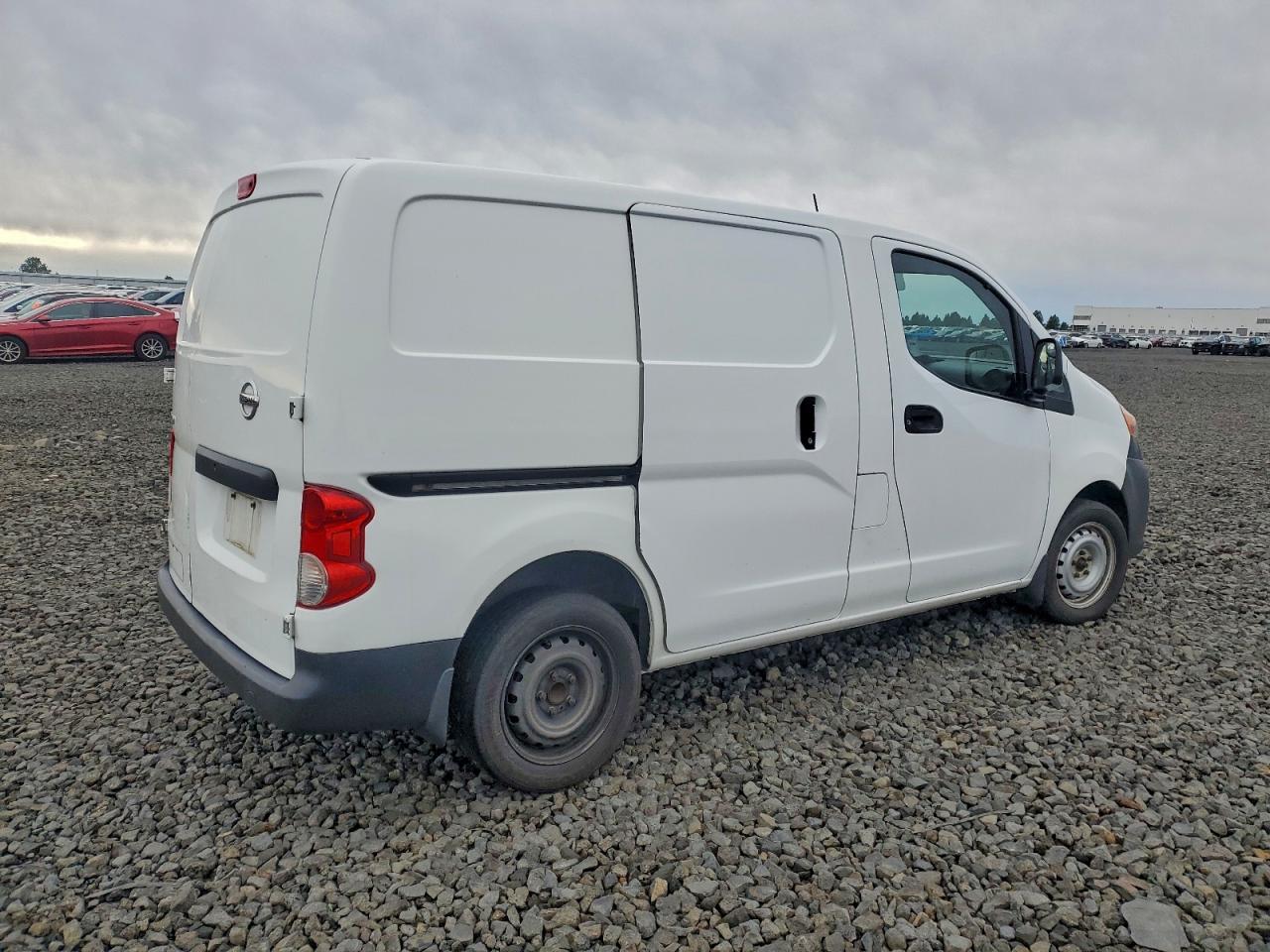 Nissan Nv 2.5s Image 5